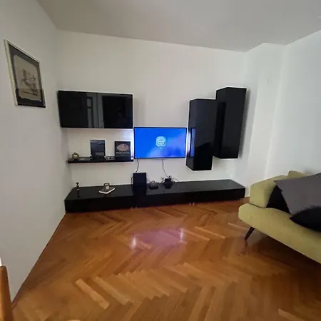 Apartman Good Vibe Space!