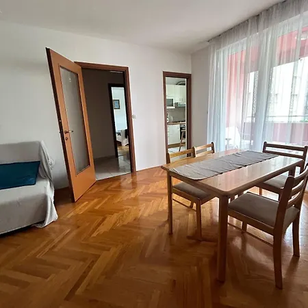 Apartman Good Vibe Space!