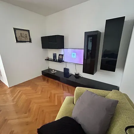 Apartment Good Vibe Space! *